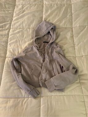 Brandy Melville Cropped Hoodie